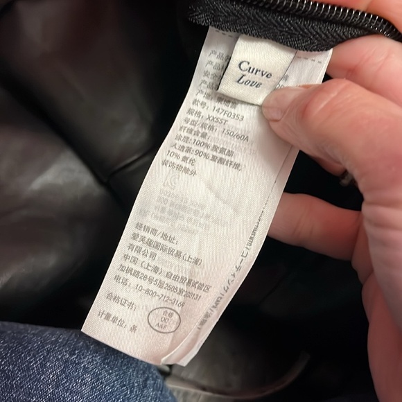 NWT Abercrombie & Fitch Vegan Leather Split Hem Flare High Rise Pants Short new - Picture 11 of 14